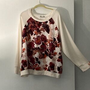 Bandolino Cream and Red Floral Top